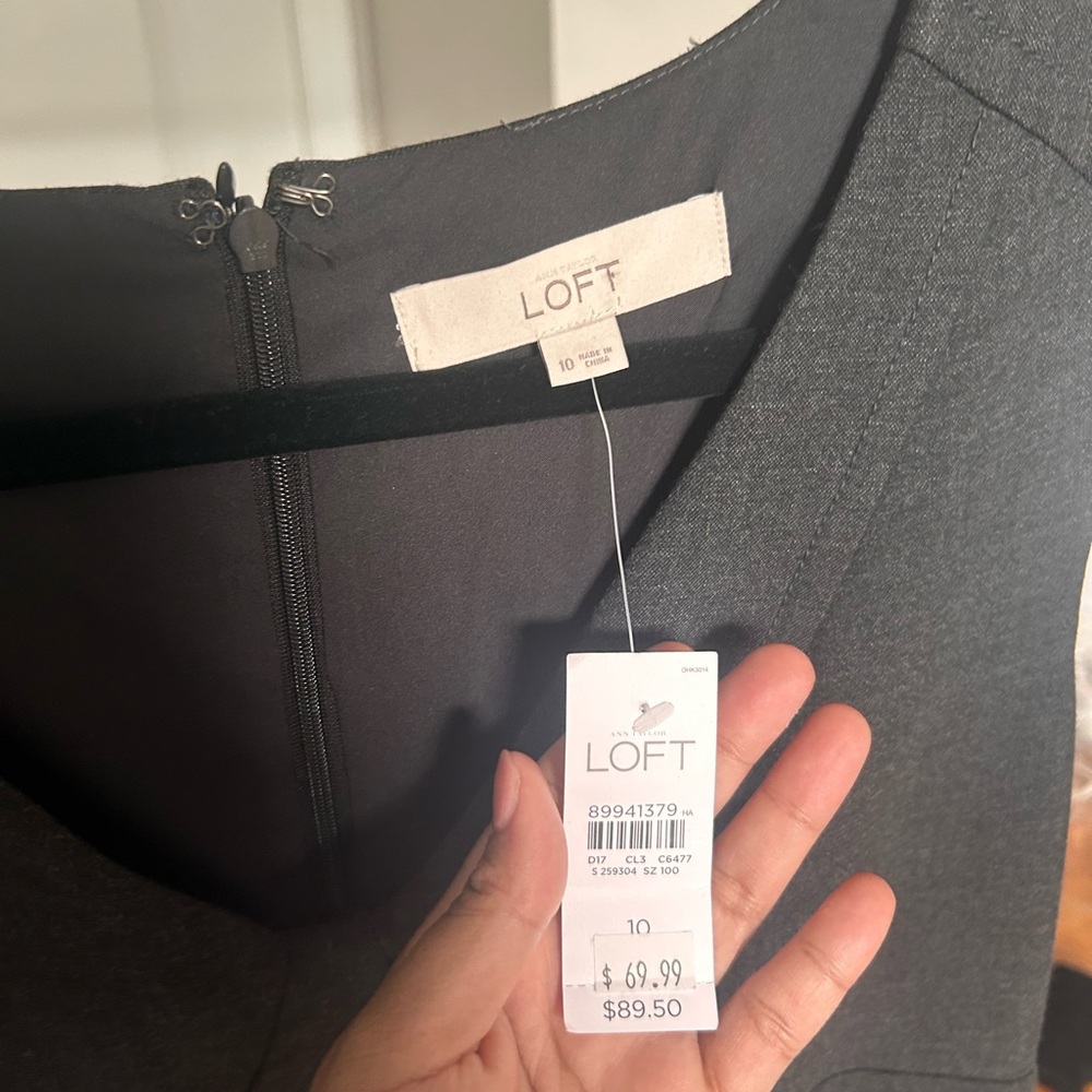 LOFT Gray Sleeveless Sheath Dress with V-Neck - Picture 4 of 7